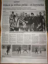 Lehtiartikkeli Märynummen vastaanottokeskuksen futsal-joukkueesta.